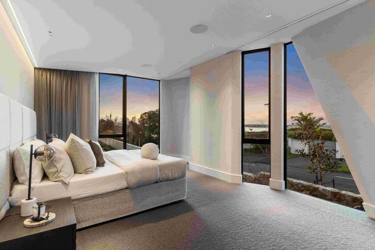 Photo of property in 32 Tuhaere Street, Orakei, Auckland, 1071