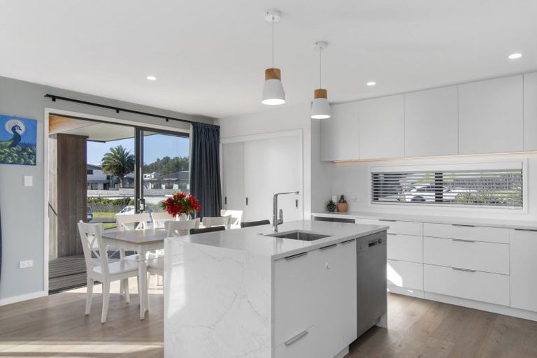 Photo of property in 6 Greenvale Place, Welcome Bay, Tauranga, 3112