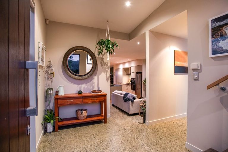 Photo of property in 9 Bendalls Lane, Oratia, Auckland, 0604