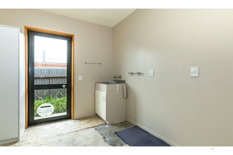 Photo of property in 2/150 North Street, West End, Timaru, 7910
