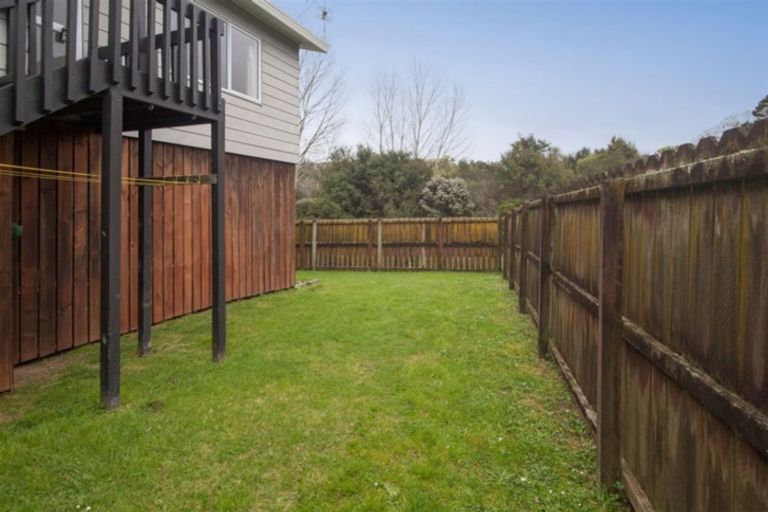 Photo of property in 2/50 Borich Road, Sunnyvale, Auckland, 0612