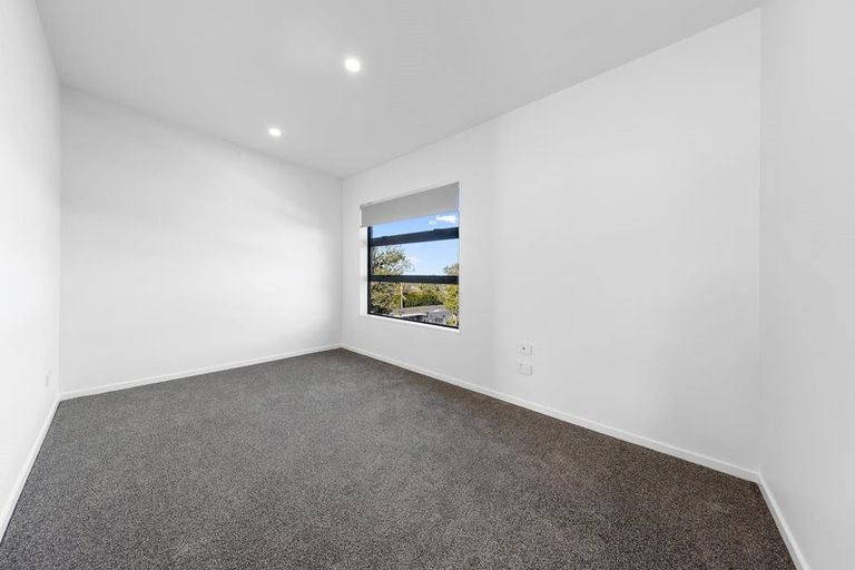 Photo of property in 89a Reeves Road, Pakuranga, Auckland, 2010