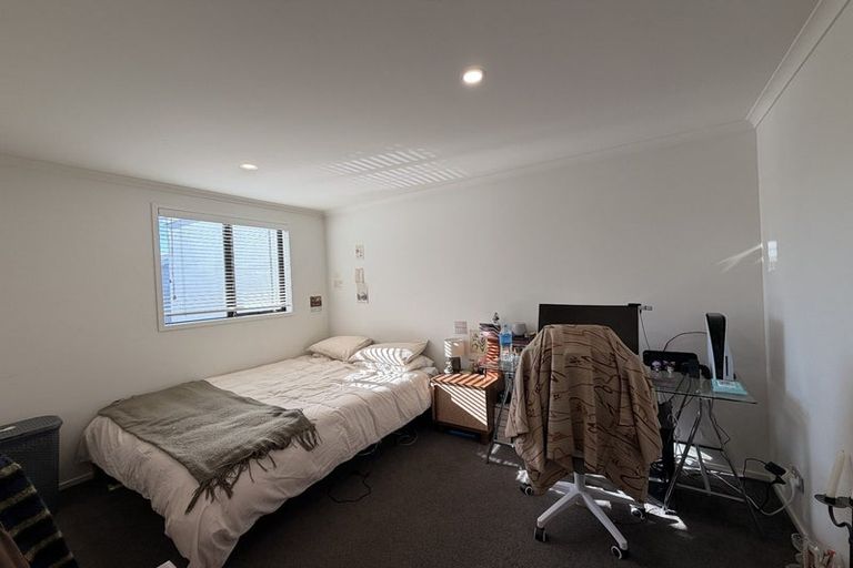 Photo of property in 106 Hobsonville Point Road, Hobsonville, Auckland, 0616