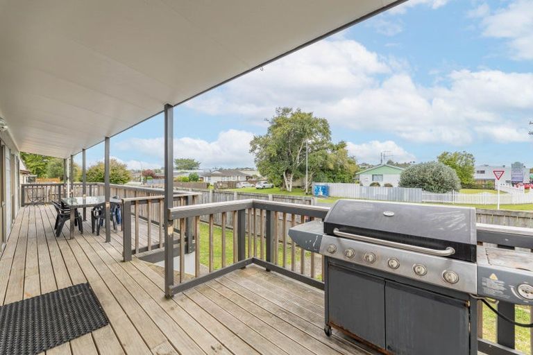 Photo of property in 1 Jasmine Avenue, Dinsdale, Hamilton, 3204