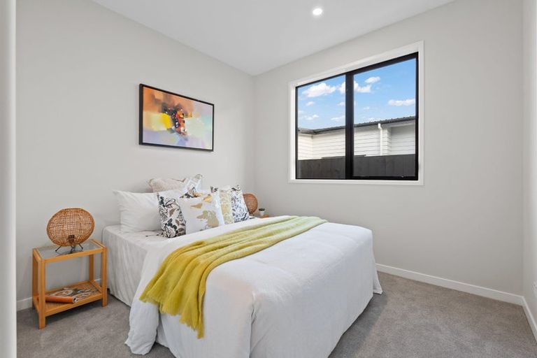 Photo of property in 98 Huanui Drive, Wainui, 0992