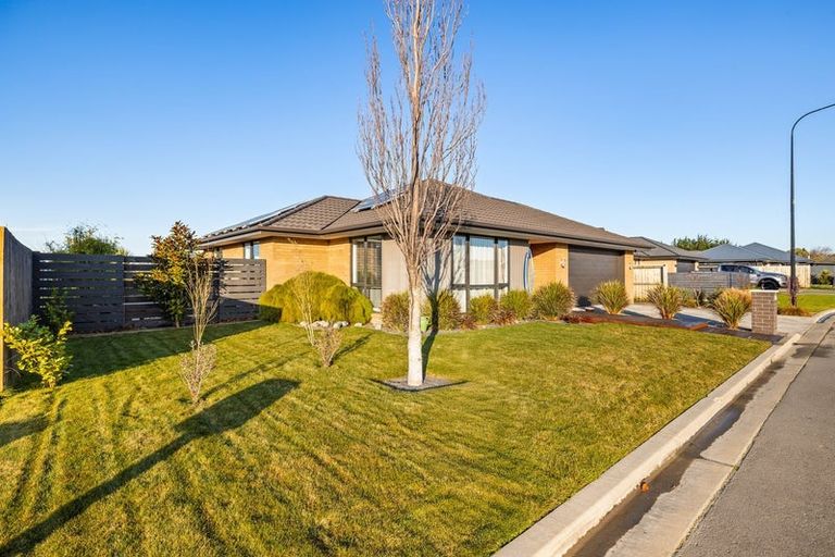 Photo of property in 5 Catchpole Place, Woodend, 7610