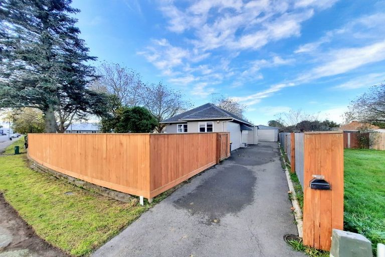 Photo of property in 4 Paeroa Street, Riccarton, Christchurch, 8041