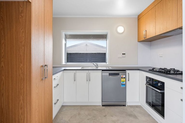 Photo of property in 13 Green Lane, Hawera, 4610