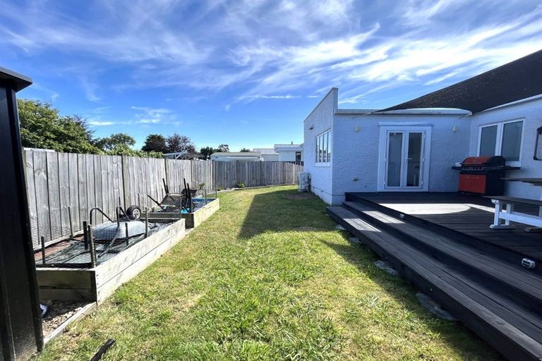 Photo of property in 8 Mckenzie Terrace, Carterton, 5713