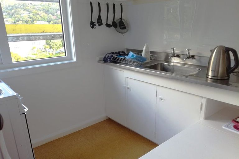 Photo of property in 11 Ferry Road, Days Bay, Lower Hutt, 5013