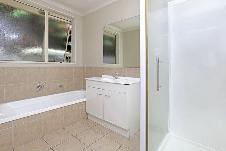 Photo of property in 23 Duckworth Road, Papakura, 2110