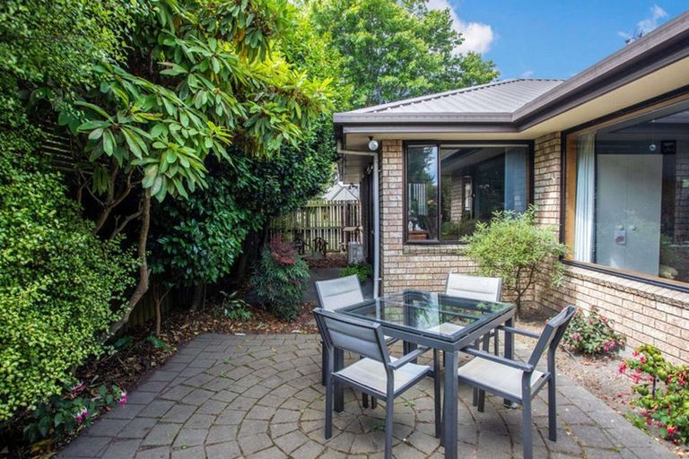 Photo of property in 2/16 James K Baxter Place, Addington, Christchurch, 8024