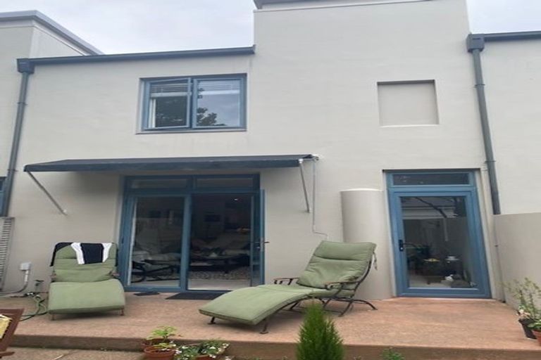 Photo of property in 2/18 Rastrick Street, Merivale, Christchurch, 8014