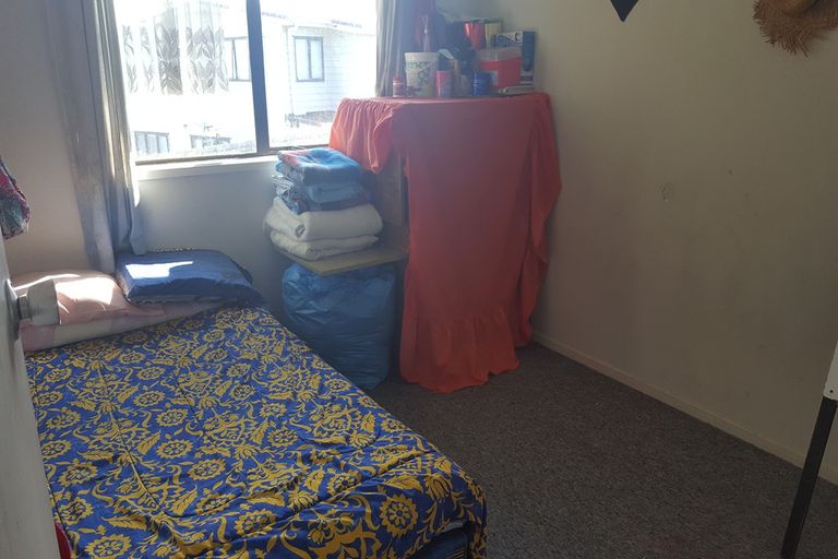 Photo of property in 4c Palmers Road, Clendon Park, Auckland, 2103