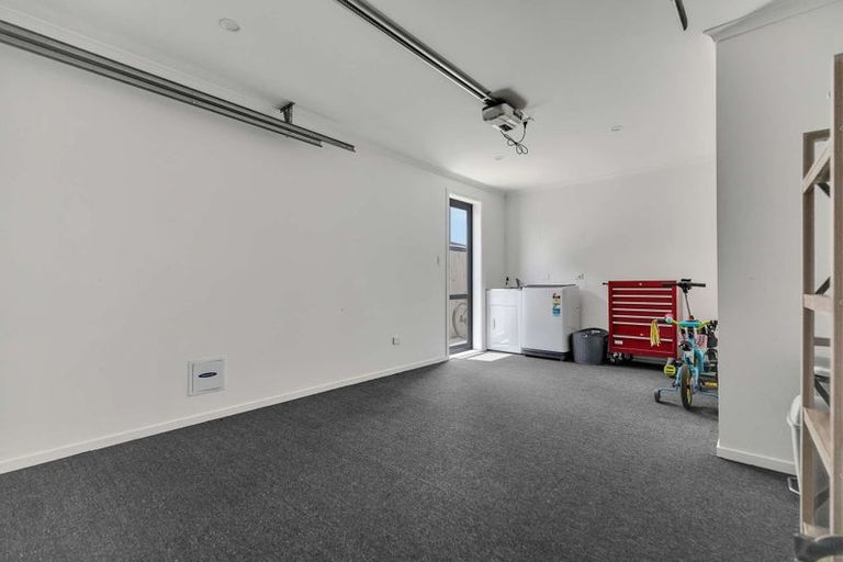 Photo of property in 2/62 Cabourne Drive, Glenview, Hamilton, 3206