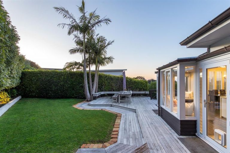 Photo of property in 6 Arthur Crescent, Hauraki, Auckland, 0622