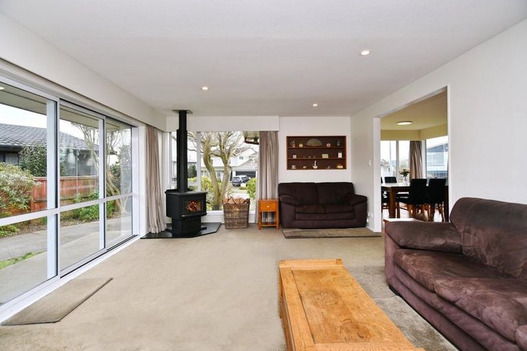 Photo of property in 177 Maidstone Road, Avonhead, Christchurch, 8042