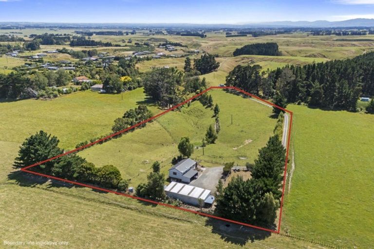 Photo of property in 156 Williams Road, Tokomaru, Palmerston North, 4474