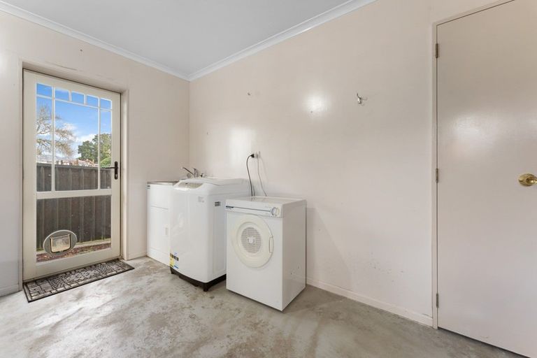 Photo of property in 85 Miranda Street, Stratford, 4332