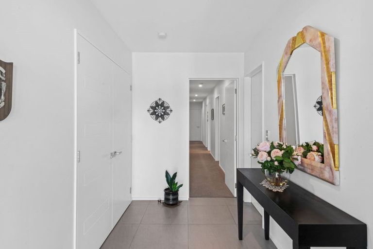 Photo of property in 2 Bronco Drive, Aidanfield, Christchurch, 8025