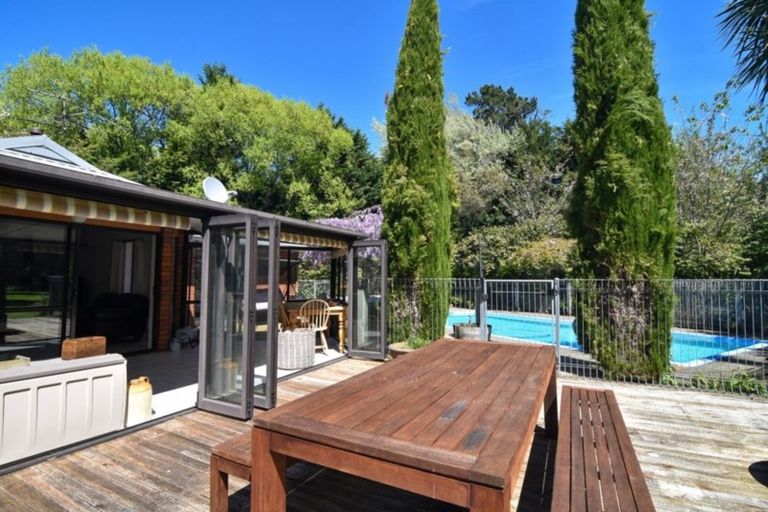 Photo of property in 135 Kent Street, Carterton, 5713