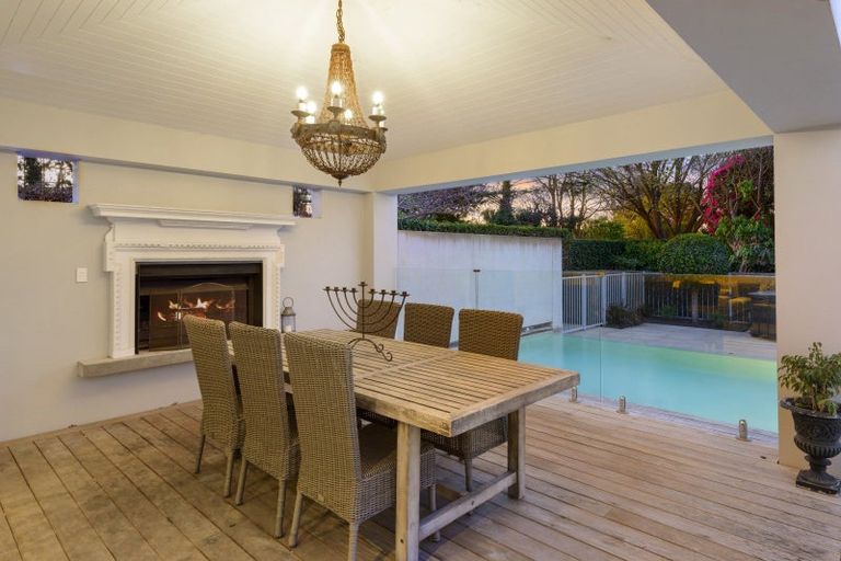 Photo of property in 30 Wroxton Terrace, Merivale, Christchurch, 8014