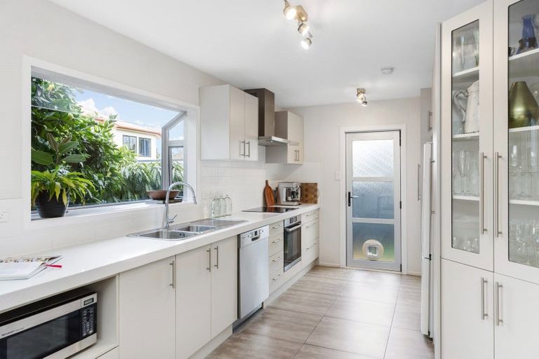 Photo of property in 65a Moa Road, Point Chevalier, Auckland, 1022