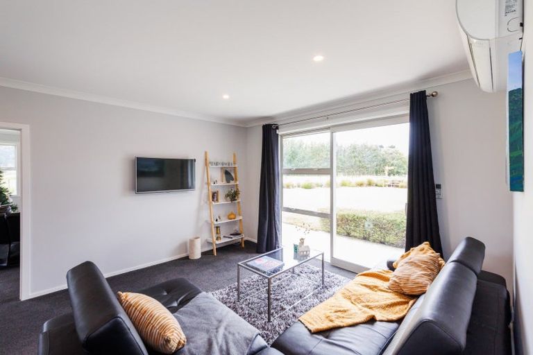 Photo of property in 21 Pukeko Road, Bunnythorpe, Feilding, 4775