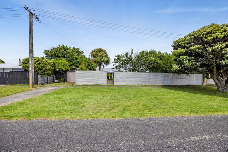 Photo of property in 9 Kepa Street, Ohawe, Hawera, 4671
