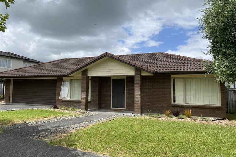 Photo of property in 129 Stancombe Road, Flat Bush, Auckland, 2016