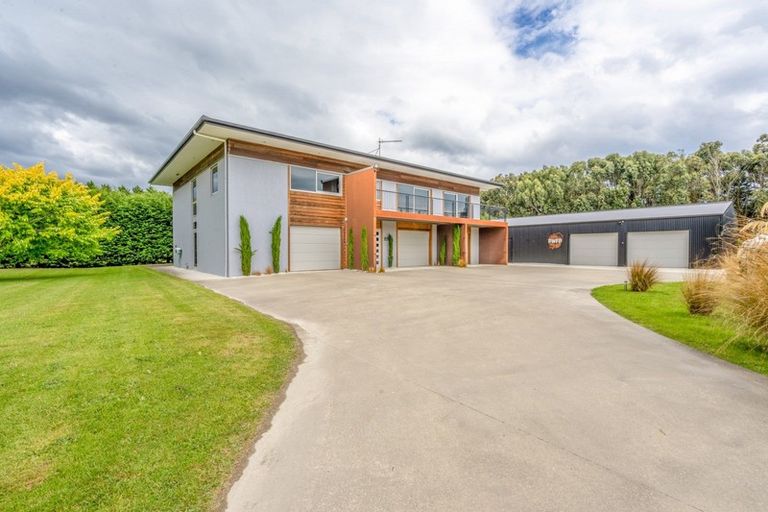 Photo of property in 156 Black Road, Otatara, Invercargill, 9879