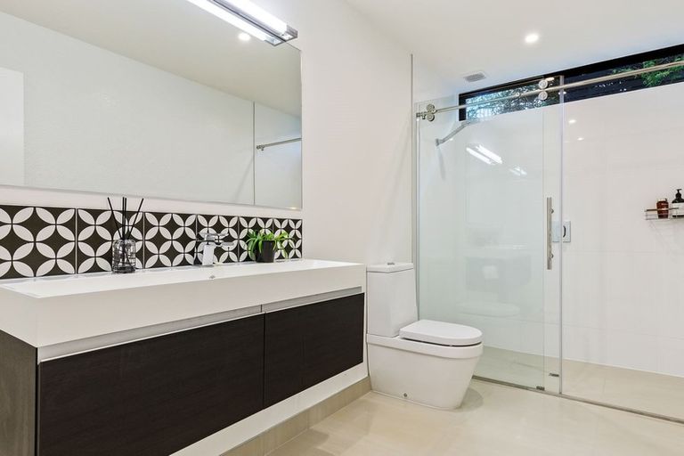 Photo of property in 144 Clifton Terrace, Clifton, Christchurch, 8081