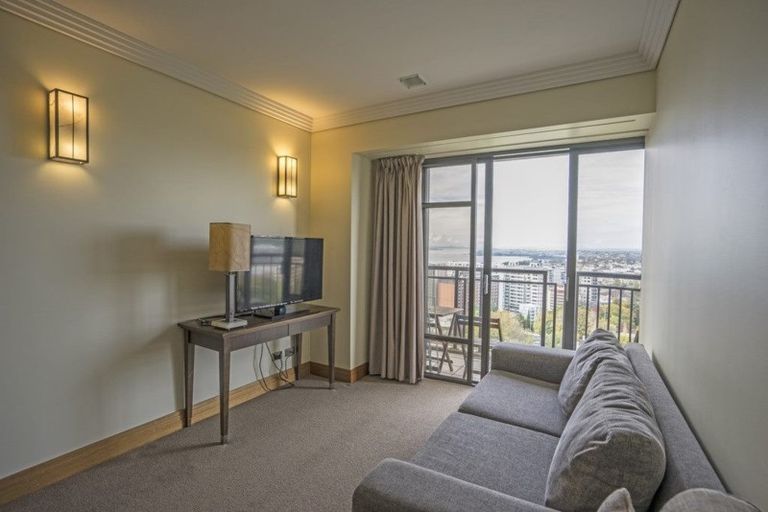 Photo of property in The Metropolis Apartments, 2912/1 Courthouse Lane, Auckland Central, Auckland, 1010