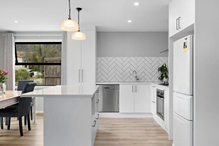 Photo of property in 83 Jack Hanley Drive, Jacks Point, Queenstown, 9371