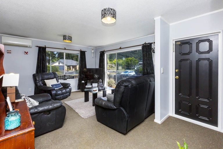 Photo of property in 84 Totara Park Road, Totara Park, Upper Hutt, 5018
