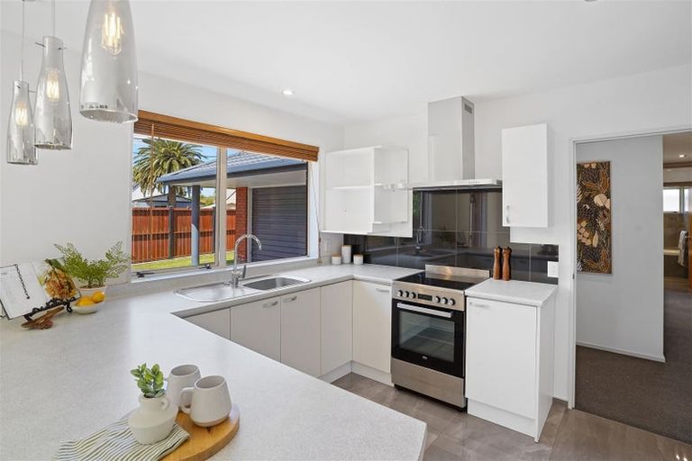 Photo of property in 11 Bishopsworth Street, Hillsborough, Christchurch, 8022