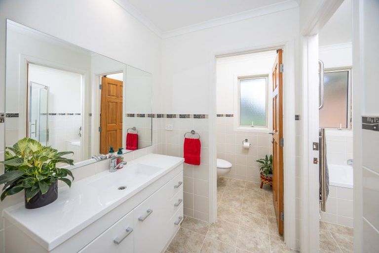 Photo of property in 69 Saint Leger Road, Te Awamutu, 3875