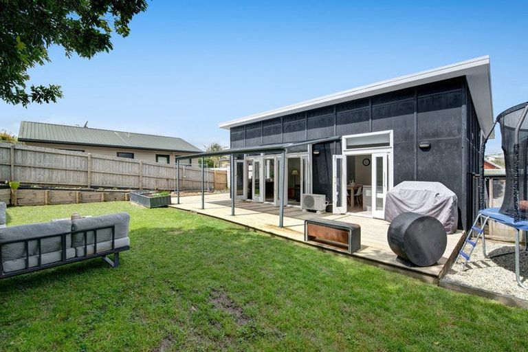 Photo of property in 16 Brandon Road, Manly, Whangaparaoa, 0930