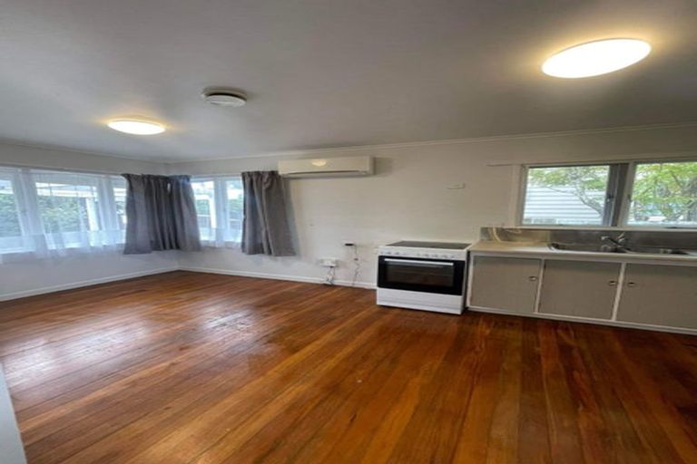Photo of property in 80a Swanson Road, Henderson, Auckland, 0610