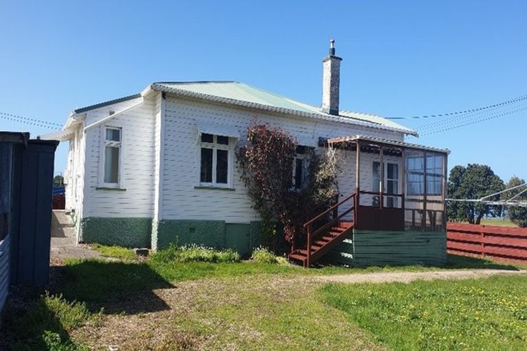 Photo of property in 6 Surrey Street, Patea, 4520