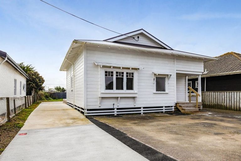 Photo of property in 257 Princes Street, Hawera, 4610