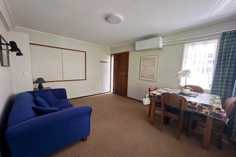 Photo of property in 33a Clutha Avenue, Khandallah, Wellington, 6035