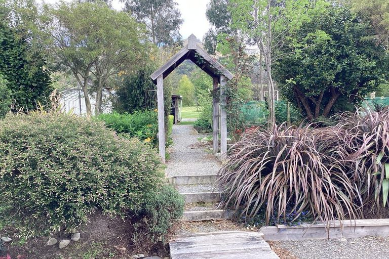 Photo of property in 1029 German Road, Starvation Hill, Oxford, 7495