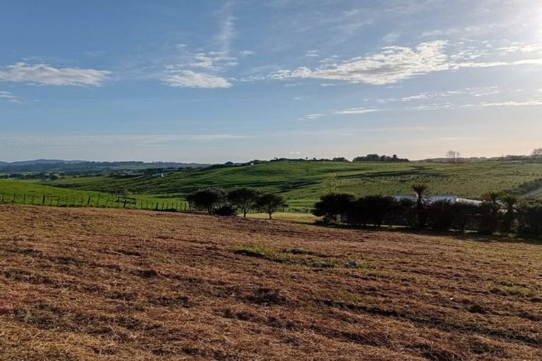 Photo of property in 4 Kyla Place, Hakaru, Kaiwaka, 0573