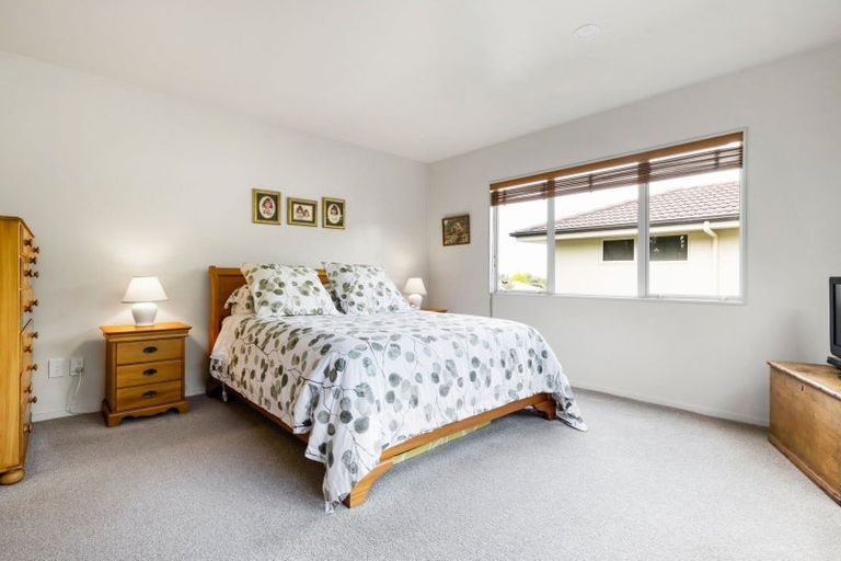 Photo of property in 67 Rototuna Road, Rototuna, Hamilton, 3210