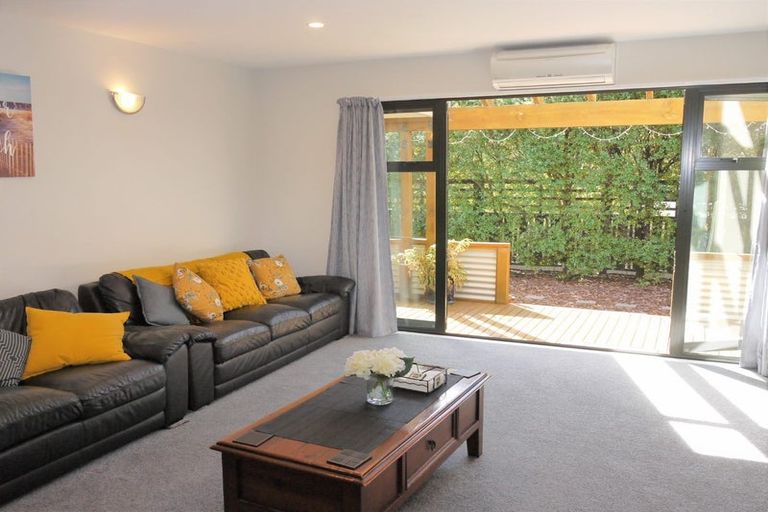 Photo of property in 2 Nautilus Place, Spencerville, Christchurch, 8083