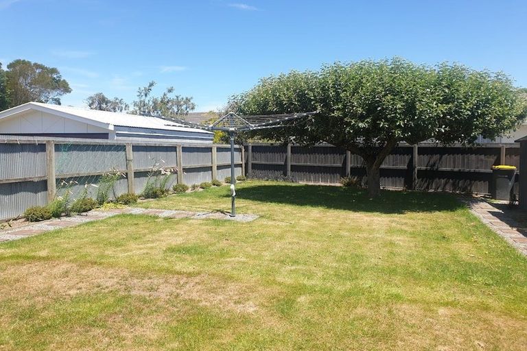 Photo of property in 4 Lochmore Street, Bishopdale, Christchurch, 8051