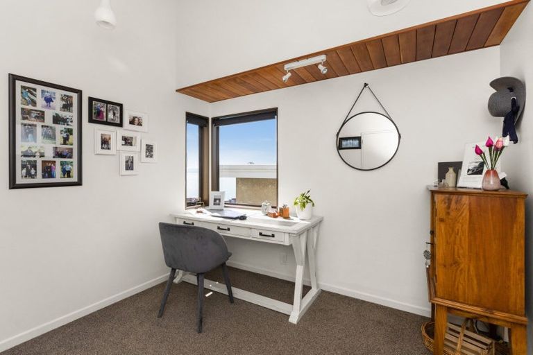 Photo of property in 159 Thompson Road, Bluff Hill, Napier, 4110