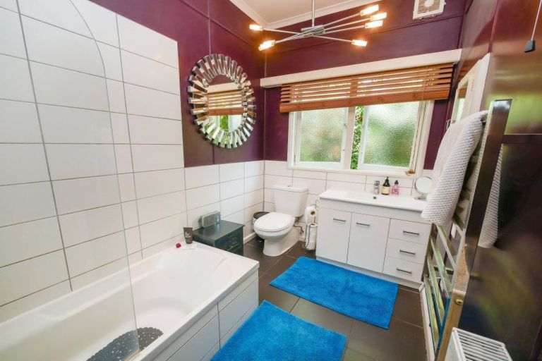 Photo of property in 10 Ormond Road, Hospital Hill, Napier, 4110