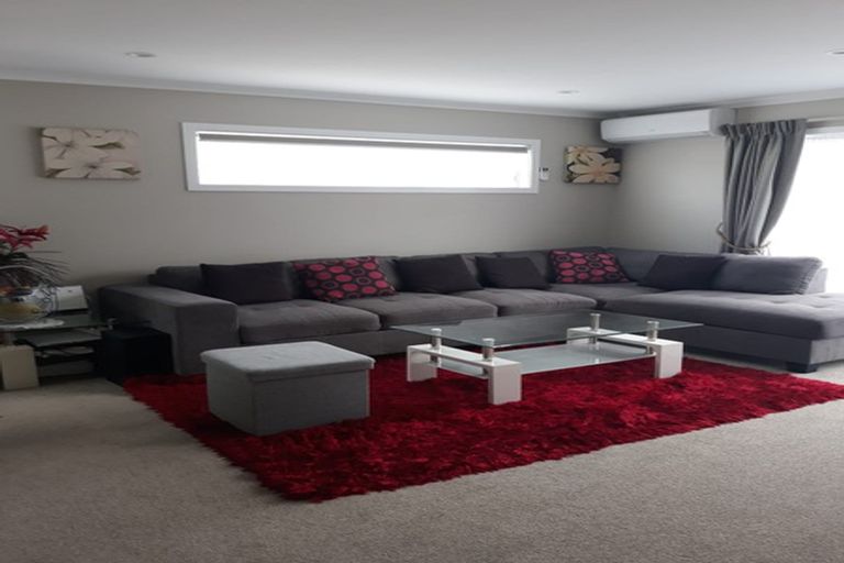 Photo of property in 2/113 Moorefield Road, Johnsonville, Wellington, 6037